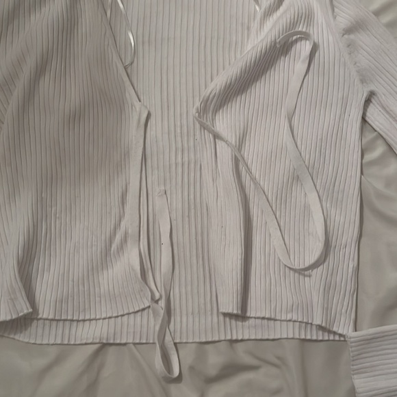 GARAGE: Tie up long sleeve - Picture 3 of 4